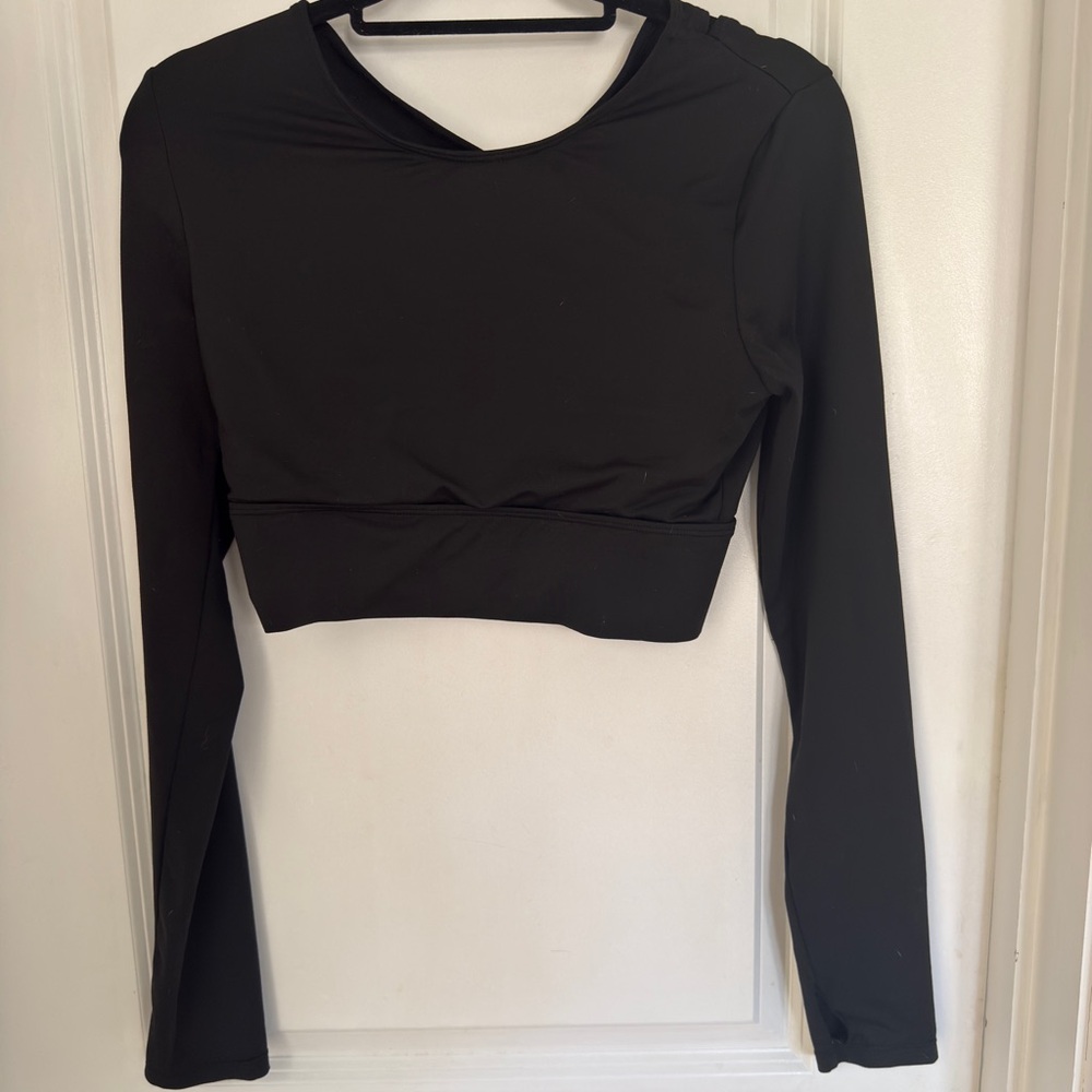 SHEIN BLACK LONG SLEEVE CROP WORKOUT TOP BUILT IN BRA L